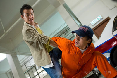 映画『ドラゴン・コップス 微笑捜査線』２