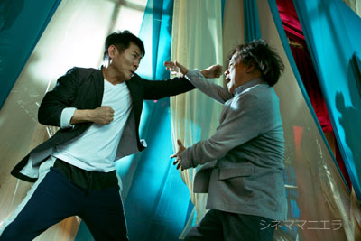 映画『ドラゴン・コップス 微笑捜査線』３