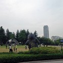 都会のゴジラ（GODZILLA）シュールな光景（？）それとも・・・