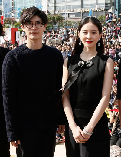 三浦春馬とリウ・シーシー