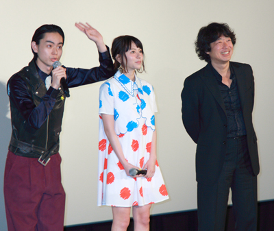 菅田将暉、山本舞香、羽住英一郎監督
