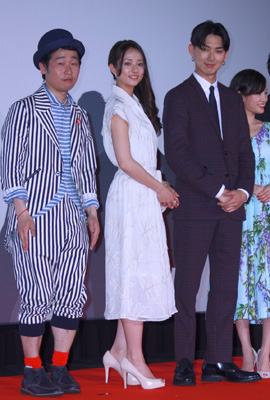 前野朋哉、木村文乃、松田翔太（全身）