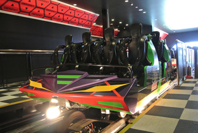 初号機デザインの「エヴァ飛車」