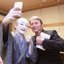 片岡愛之助とマッツ・ミケルセンの自撮り！