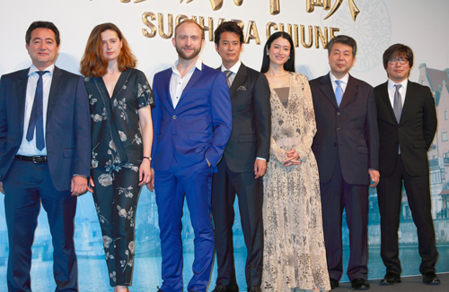 チェリン・グラック監督、アグニェシュカ・グロホウスカ、ボリス・スジック、唐沢寿明、小雪、奥田誠治P、飯沼伸之P