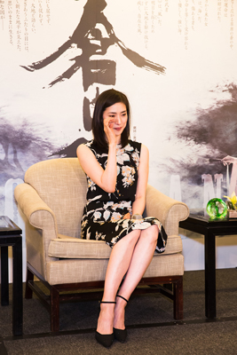 天海祐希、涙ぐむこと５分！