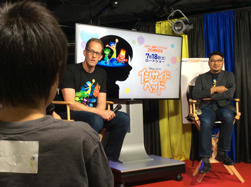 質疑応答に応じる両監督