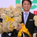 有吉弘行、ブーケ状のテッド「クマ束」