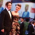 ジョニー・デップとアンバー・ハード、ヴェネチア国際映画祭レッドカーペットにて