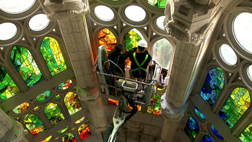 世界遺産サグラダ・ファミリアの内部にて