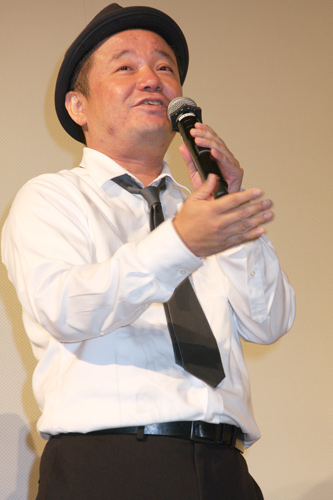 川野浩司監督「ユウナとユキがストーリーテラーで電車を中心にした」