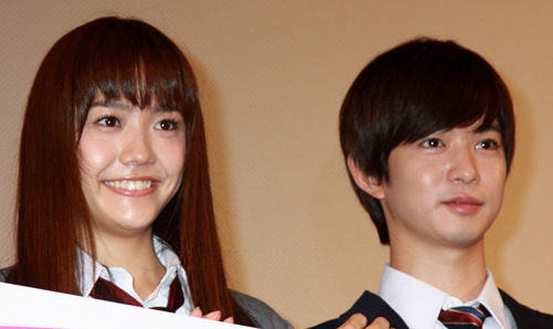 千葉雄大と松井愛莉、映画『通学シリーズ 通学電車』