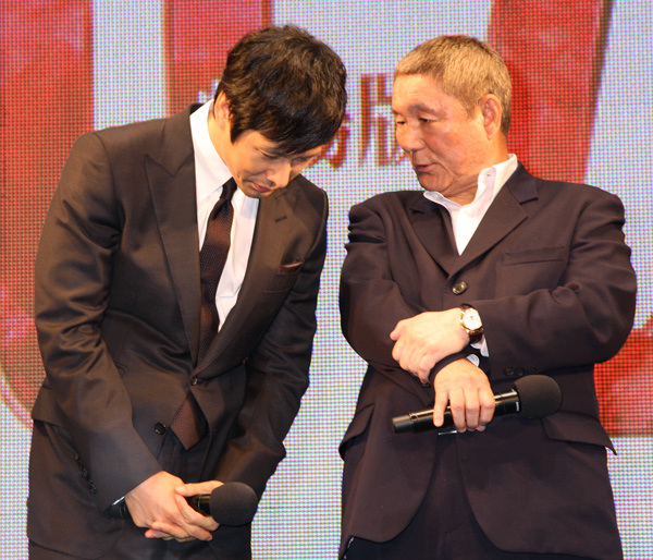 恩人・北野武と西島秀俊