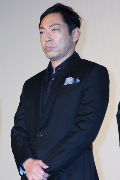 元刑事の私立探偵・大杉良太役の香川照之、映画『劇場版 MOZU』ワールドプレミア舞台あいさつにて