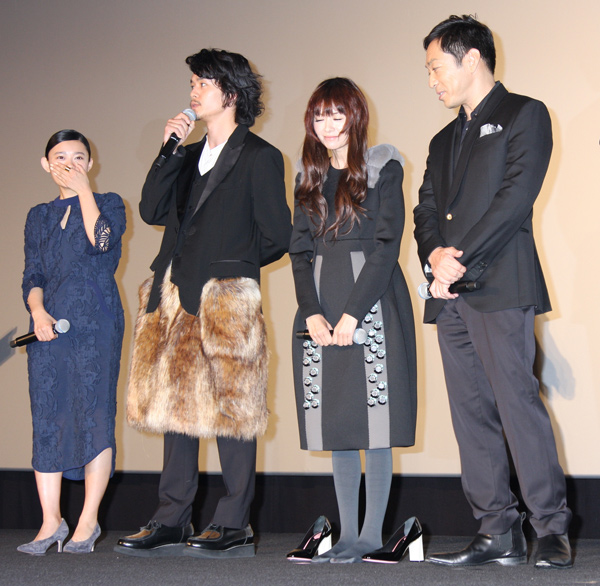 真木よう子の体調不良を気遣う共演者たち