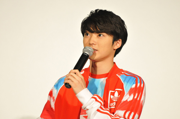 超特急のユーキ、映画『サイドライン』完成披露上映会イベント