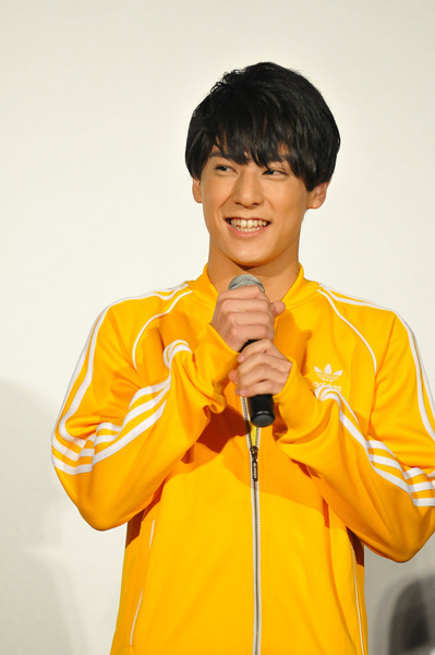 超特急のユースケ、映画『サイドライン』完成披露上映会イベント