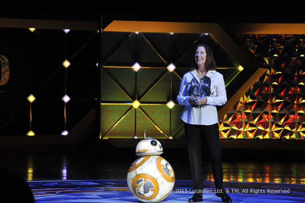 キャスリーン・ケネディと初来日のBB-8