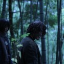 樹海にたたずむ神木隆之介×門脇麦、映画『太陽』(入江悠監督)
