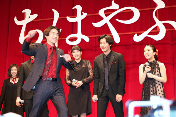 広瀬すず×野村周平の無茶ぶりで、矢本悠馬「ファイヤー！」と一発芸を披露