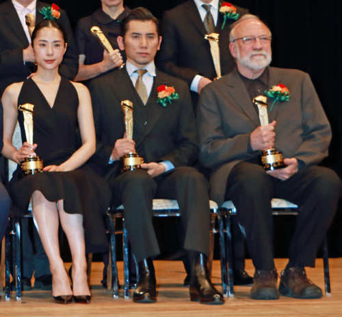 深津絵里と本木雅弘、ジャン・ユンカーマン監督