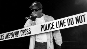 Eazy-E、1989年「Straight Outta Compton」ツアー、ミズーリ州カンザスシティ「ケンパーアリーナ」にて。