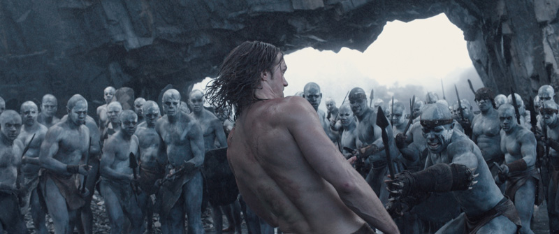 野性味が魅力のターザン（アレクサンダー・スカルスガルド）、映画『ターザン：REBORN』（デイヴィッド・イエーツ監督）より