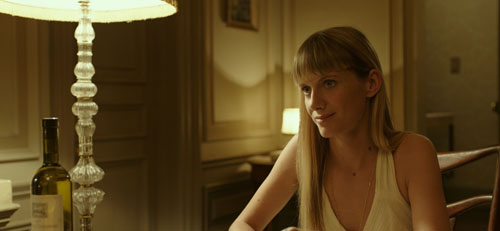 メラニー・ロランの若さに嫉妬?!、映画『白い帽子の女』より