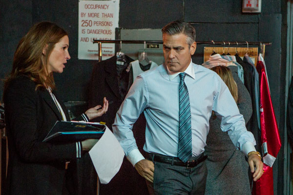 Julia Roberts and George Clooney in TriStar Pictures' MONEY MONSTER.