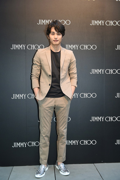 中村蒼×「 JIMMY CHOO （ジミーチュウ）」