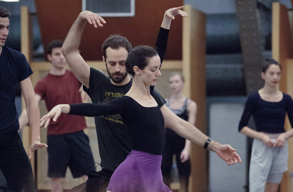 映画『ミルピエ ～パリ・オペラ座に挑んだ男～』（ティエリー・デメジエール、アルバン・トゥルレー監督）