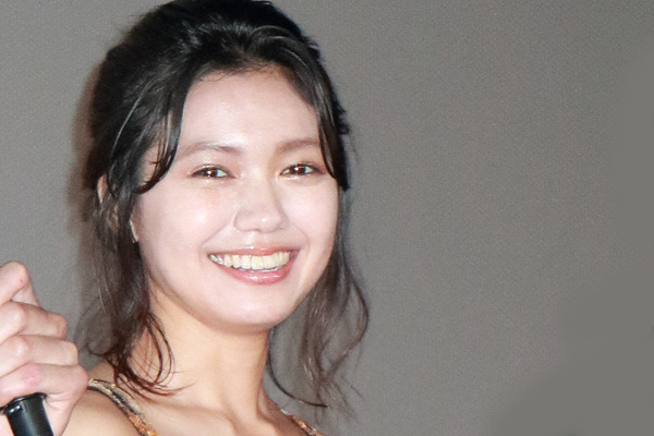 二階堂ふみ「役と似ているところはない。これからは見習って意識高い系を意識していきたい」