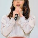 多部未華子、映画『続・深夜食堂』完成披露舞台あいさつにて