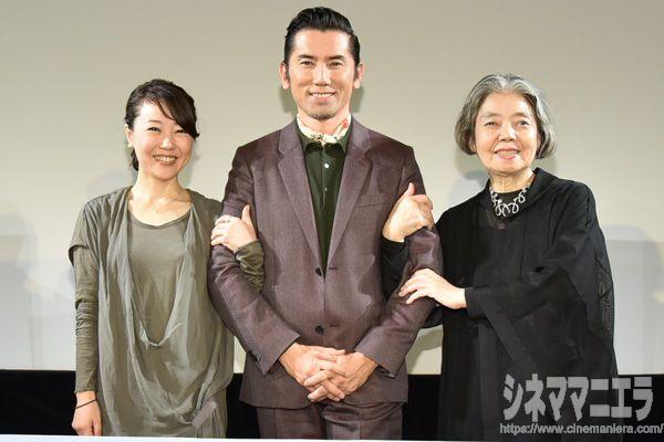 左から西川美和監督、本木雅弘、樹木希林、映画『永い言い訳』特別試写会トークイベントにて