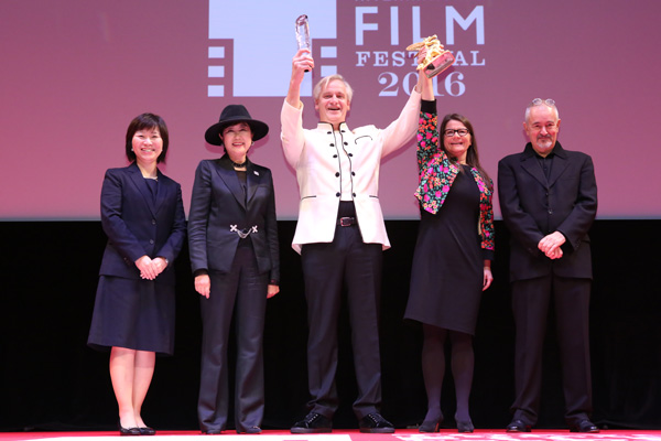 東京グランプリは『ブルーム・オヴ・イエスタディ』が二冠！