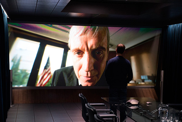 リス・エヴァンス、映画『スノーデン』（オリヴァー・ストーン監督・共同脚本）