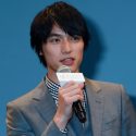 福士蒼汰、映画『ぼくは明日、昨日のきみとデートする』完成披露にて