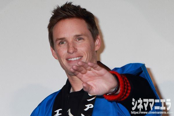 エディ・レッドメイン「半被の色がとてもいい！ロンドンでも着ようと思う」