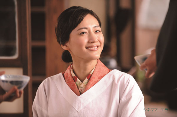 綾瀬はるか、映画『海賊とよばれた男』(山崎 貴監督)より