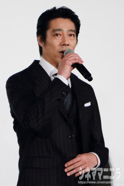 堤真一、映画『土竜の唄 香港狂騒曲』のワイヤーアクションで内出血のケガをしたと話す