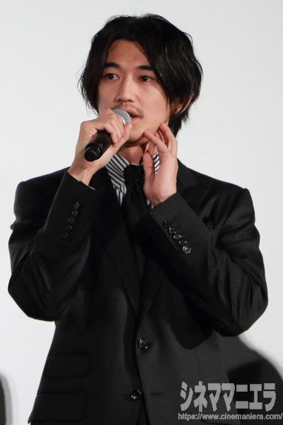 瑛太「俳優の生田斗真は完璧！」、映画『土竜の唄 香港狂騒曲』完成披露試写会の舞台あいさつにて