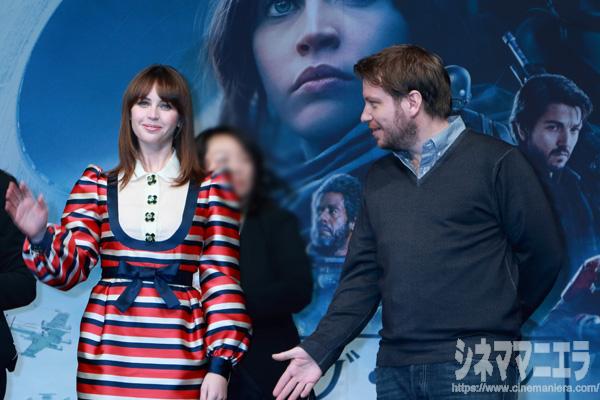 フェリシティ・ジョーンズ、ギャレス・エドワーズ監督、映画『ローグ・ワン／スター・ウォーズ・ストーリー』来日会見にて