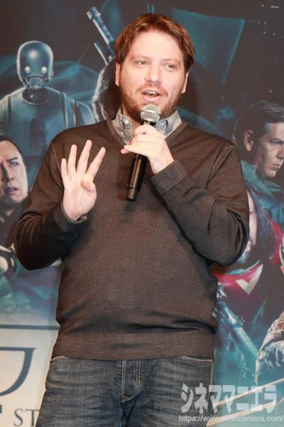 ギャレス・エドワーズ監督、映画『ローグ・ワン／スター・ウォーズ・ストーリー』ではベイダー卿以外も出演します