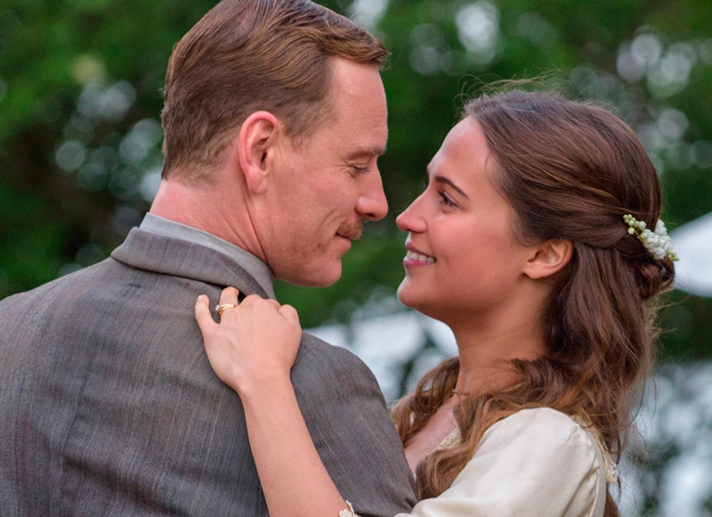 光をくれた人（原題 The Light Between Oceans ）