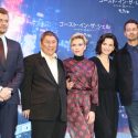 左からピルー・アスベック、ビートたけし、スカーレット・ヨハンソン、ジュリエット・ビノッシュ、ルパート・サンダース監督
