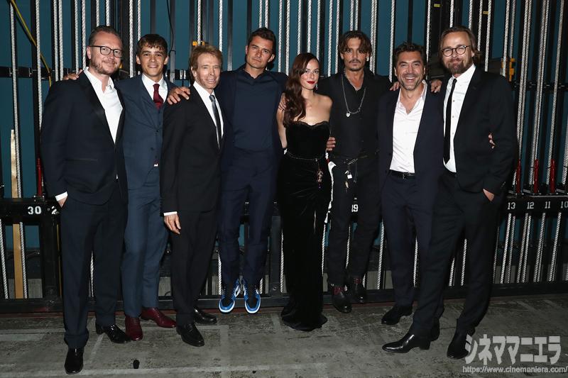 【ロサンゼルス】ジャック船長率いるブラックパール号の船員も集結!