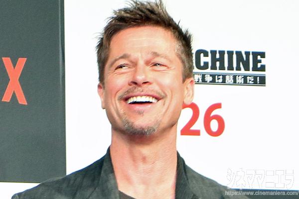 朗らかに笑うブラッド・ピット、画『ウォー・マシーン：戦争は話術だ！』来日記者会見にて