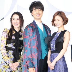 伊藤歩「上戸と斎藤はすごい仲がいい。なかなか他人のサインは書けないよね？」