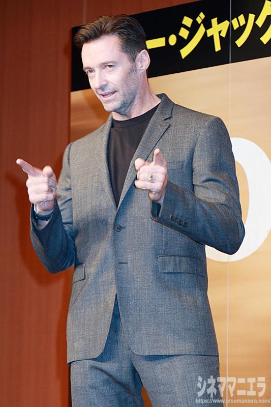 ヒュー・ジャックマン決めポーズ?!