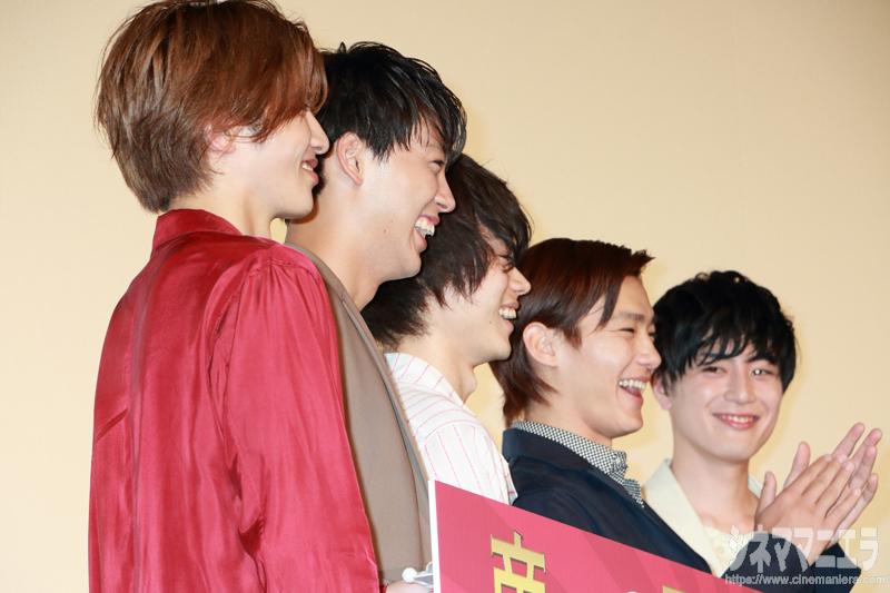 客席から「横顔がステキ！」の掛け声がかかりました！